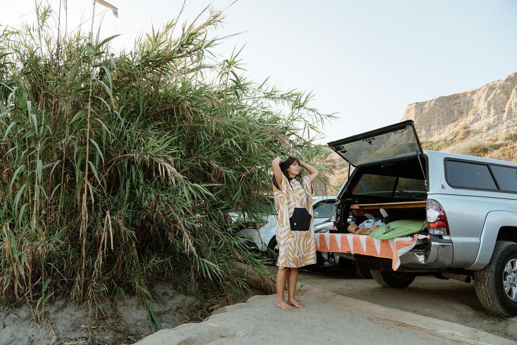 Four Places To Use a Changing Poncho: A Versatile Companion for Adventure - Nomadix