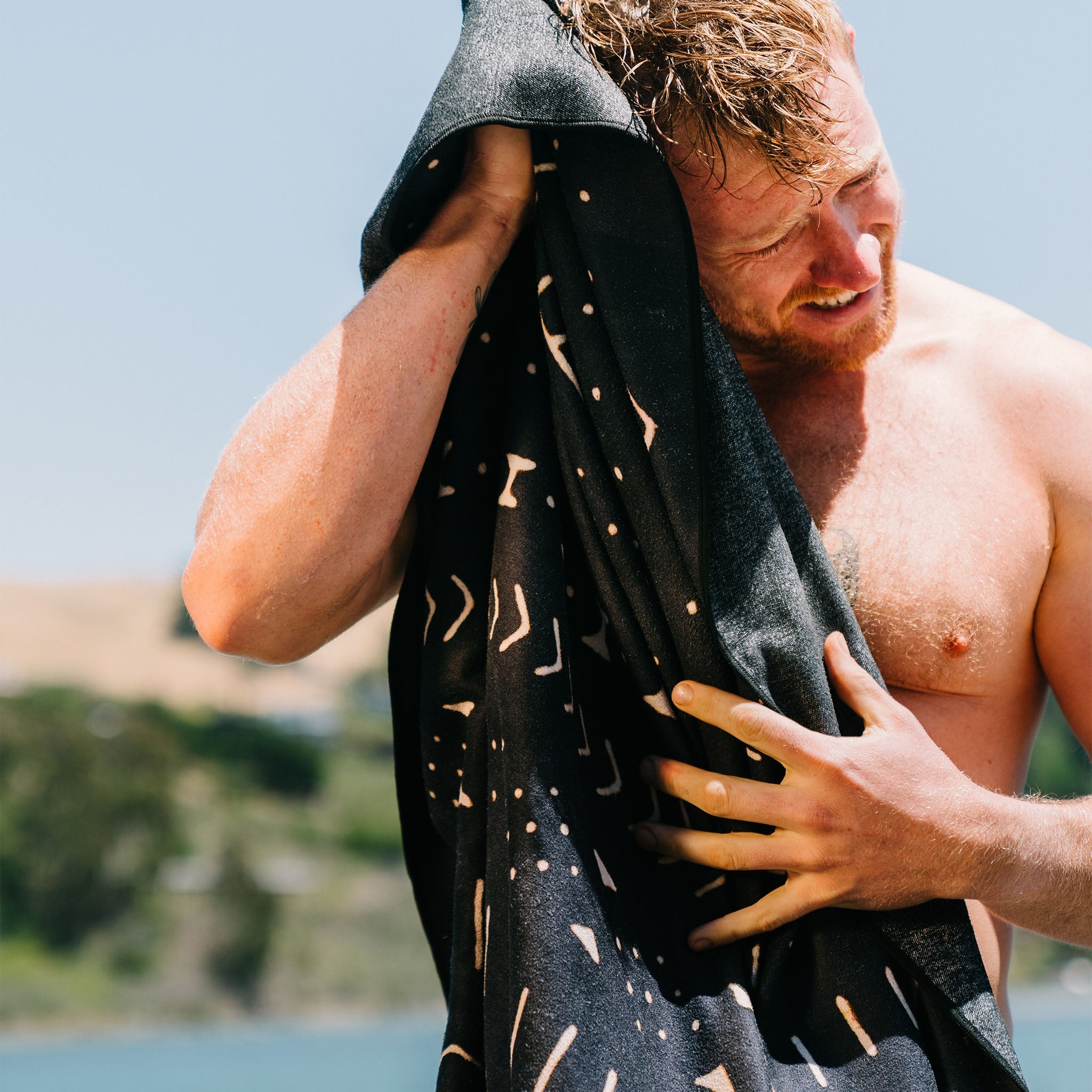 Mud Cloth Sand Resistant Beach Towel | Nomadix