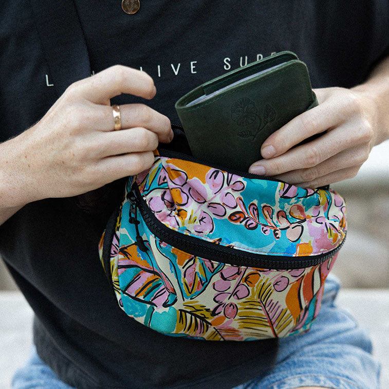 Fanny pack 2019 deals