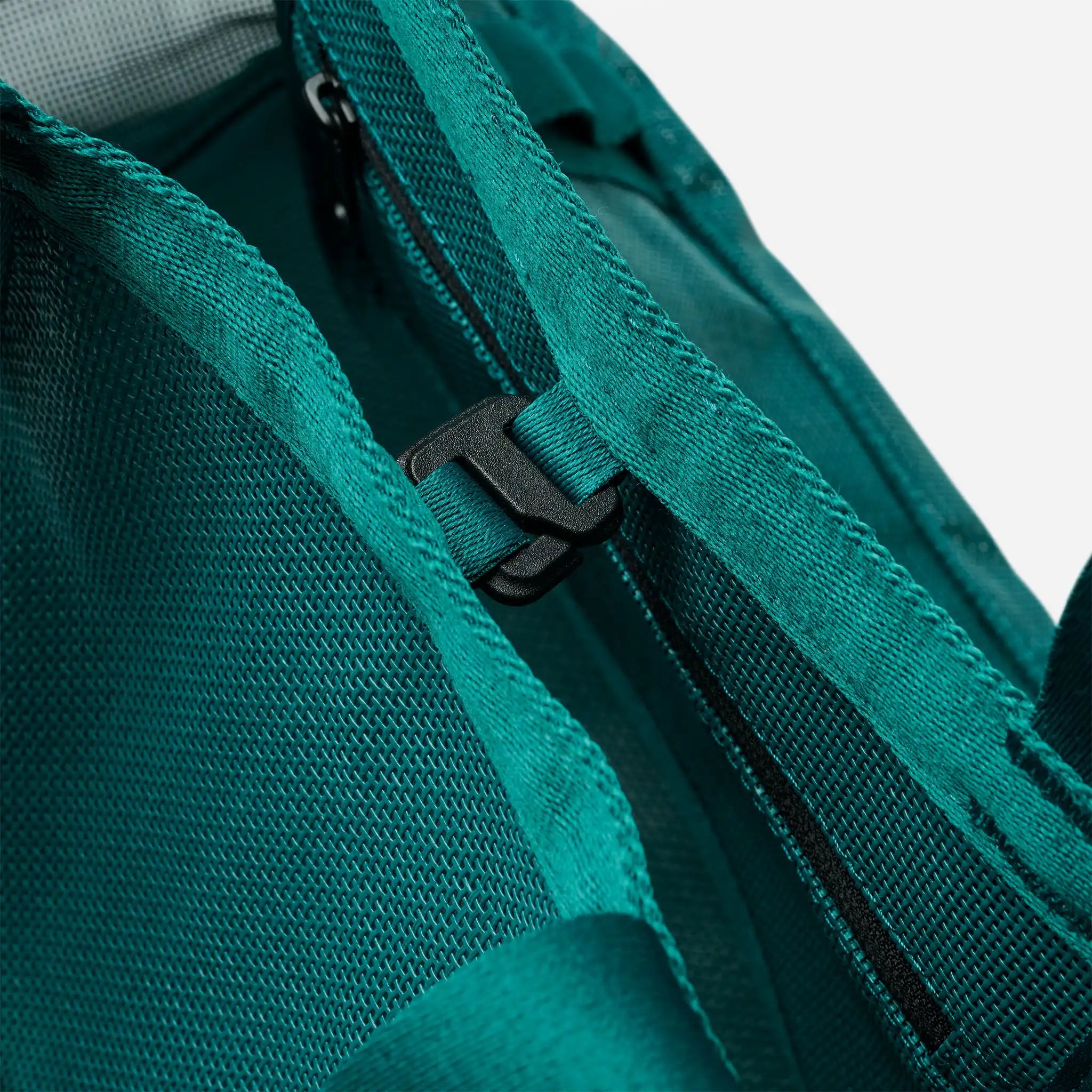 AirMesh Tote: Teal Ocean