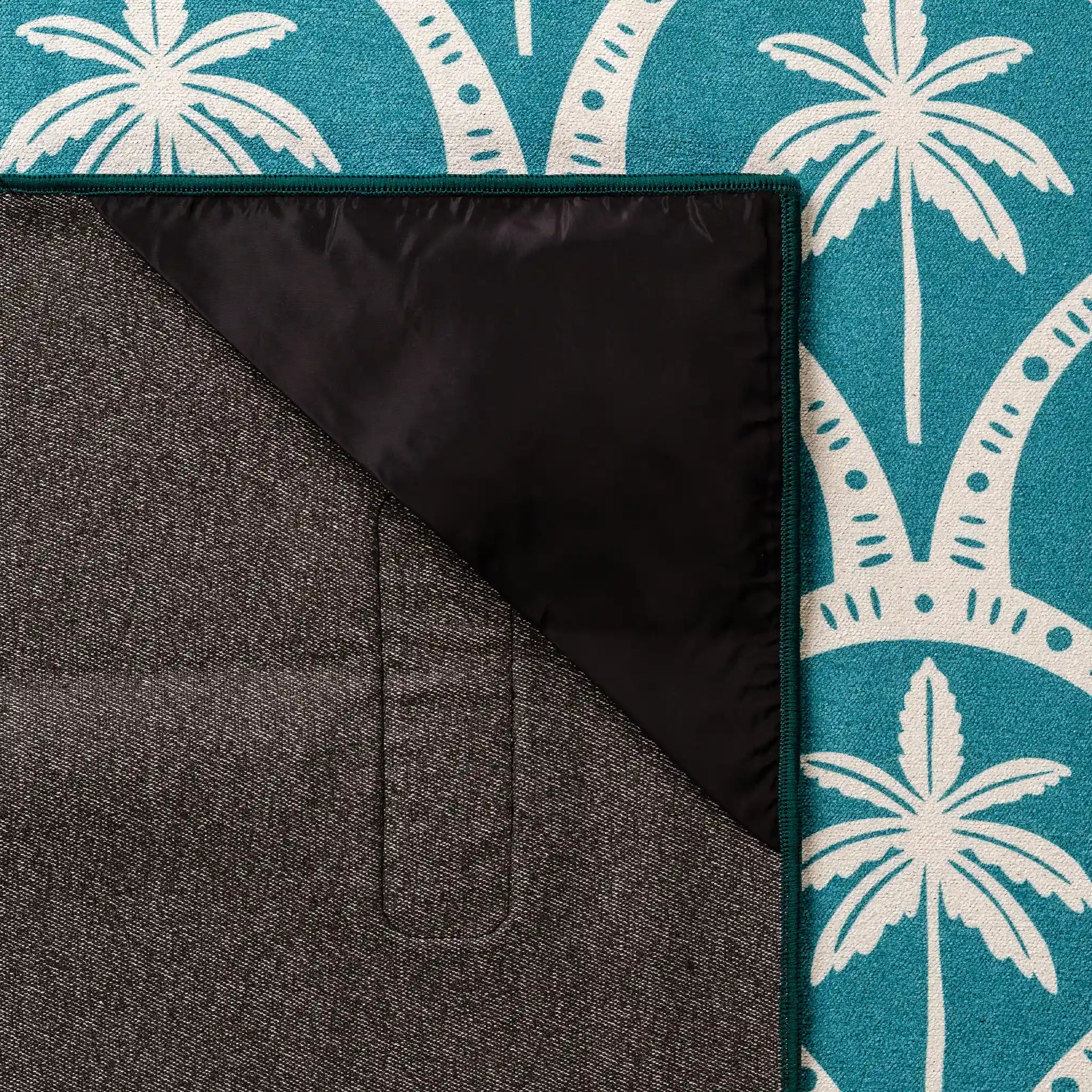 Blanket Towel: Palms Resort Teal Ocean