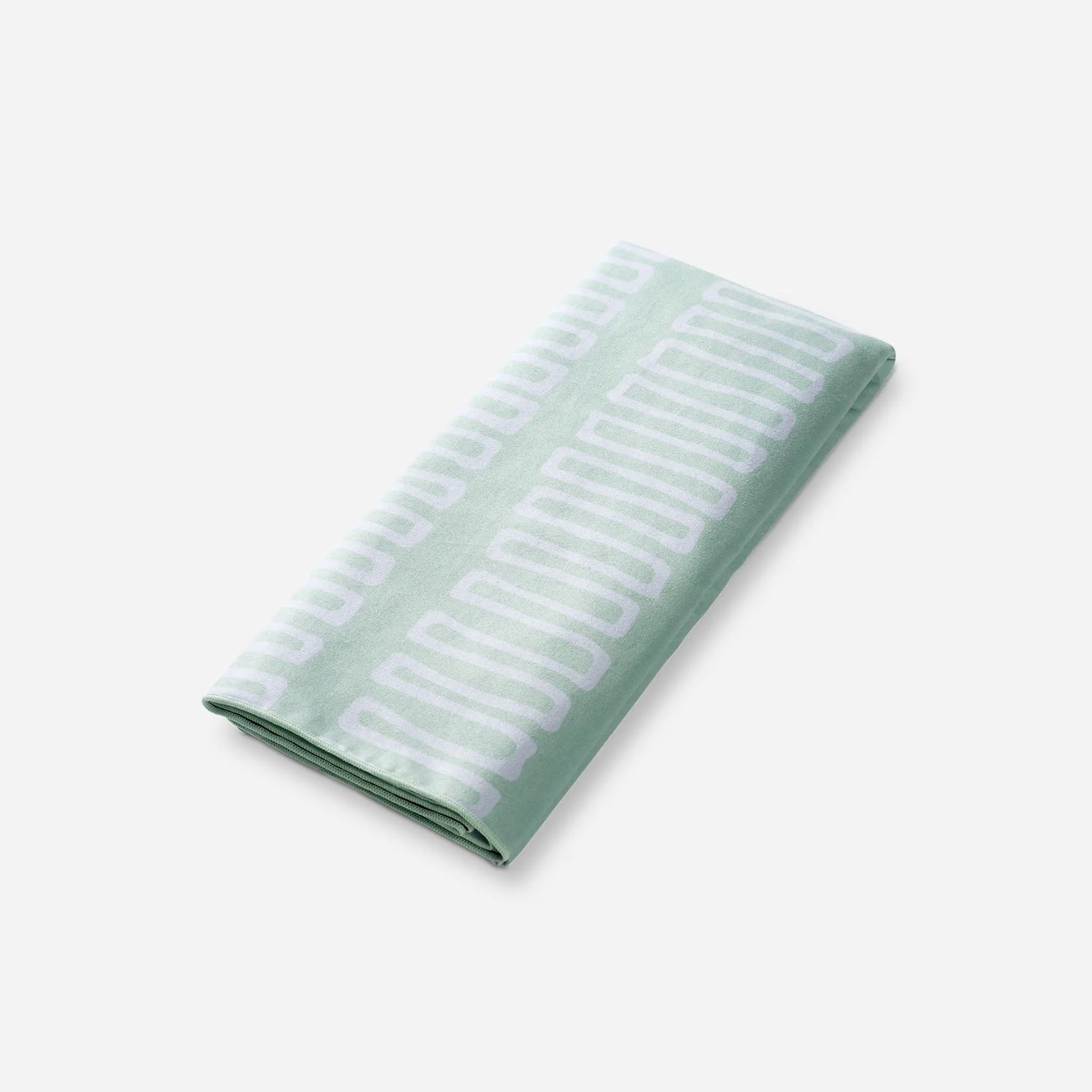 Ultralight Towel: Switchback Seafoam Green – Nomadix