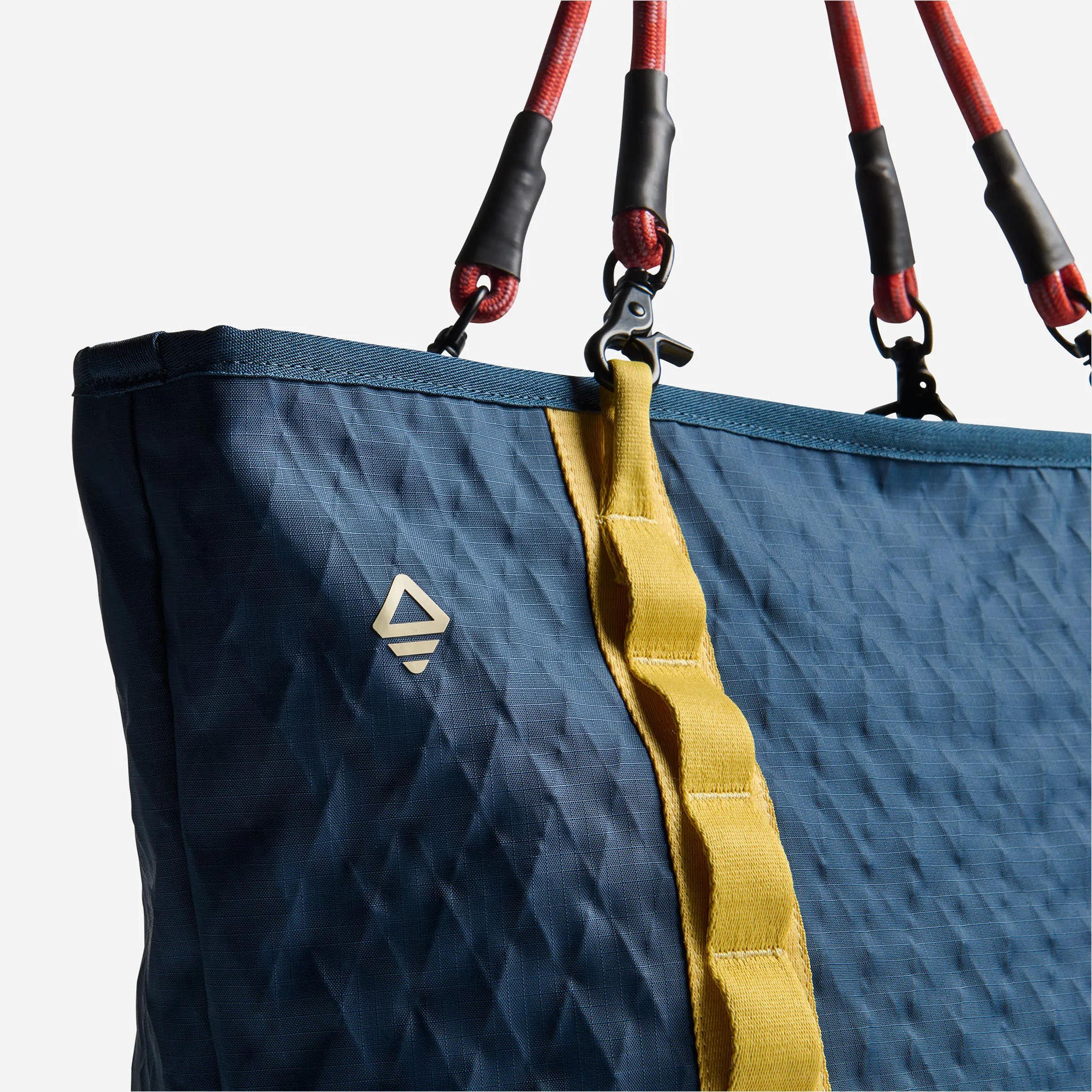 DayTripper Tote: Deep Sea Blue – Nomadix