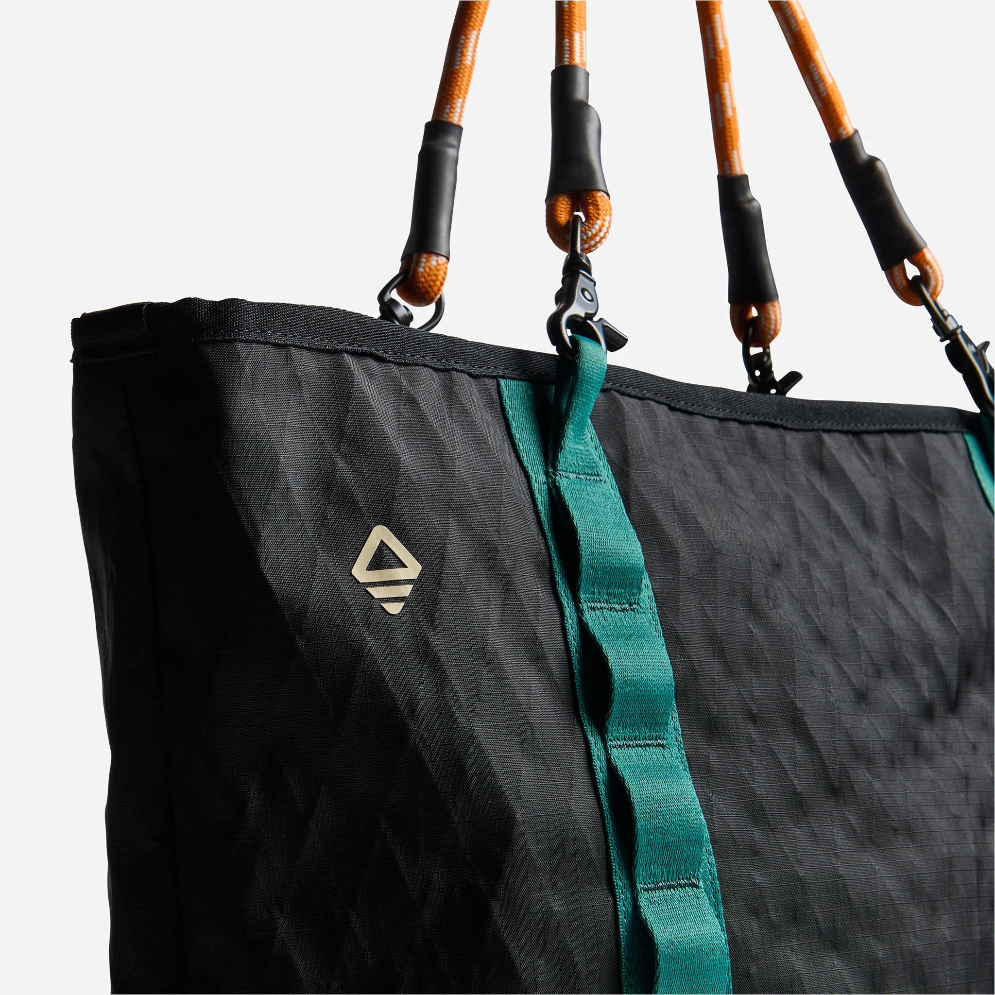 DayTripper Tote: Raven Black