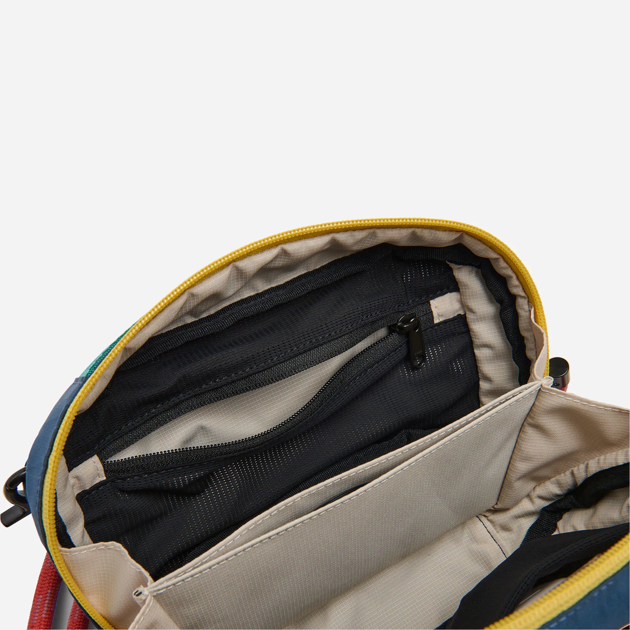 Traveler Tech Sling: Deep Seas Blue