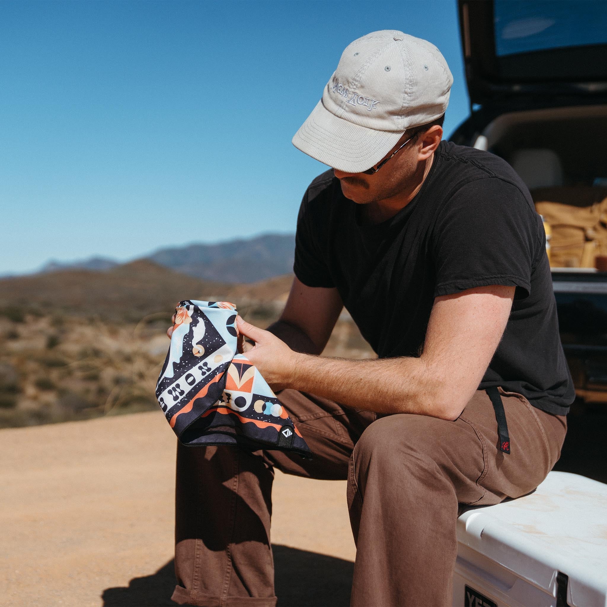 Bandana Towel: Sight Study - Nomadix