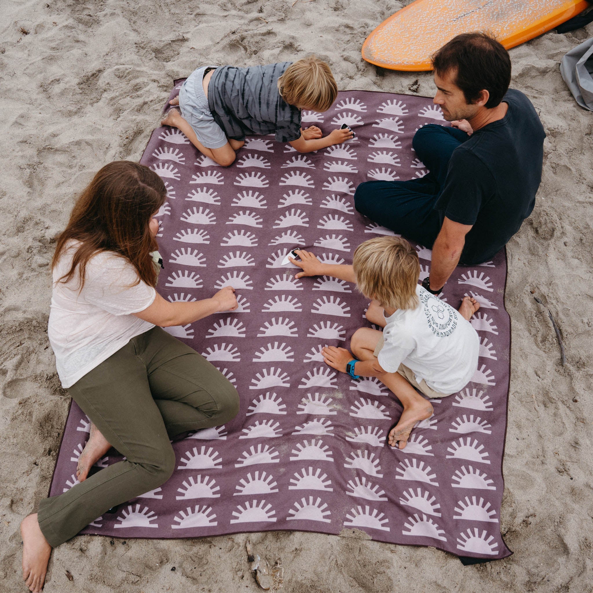Blanket Towel: Sunshine Burgundy - Nomadix