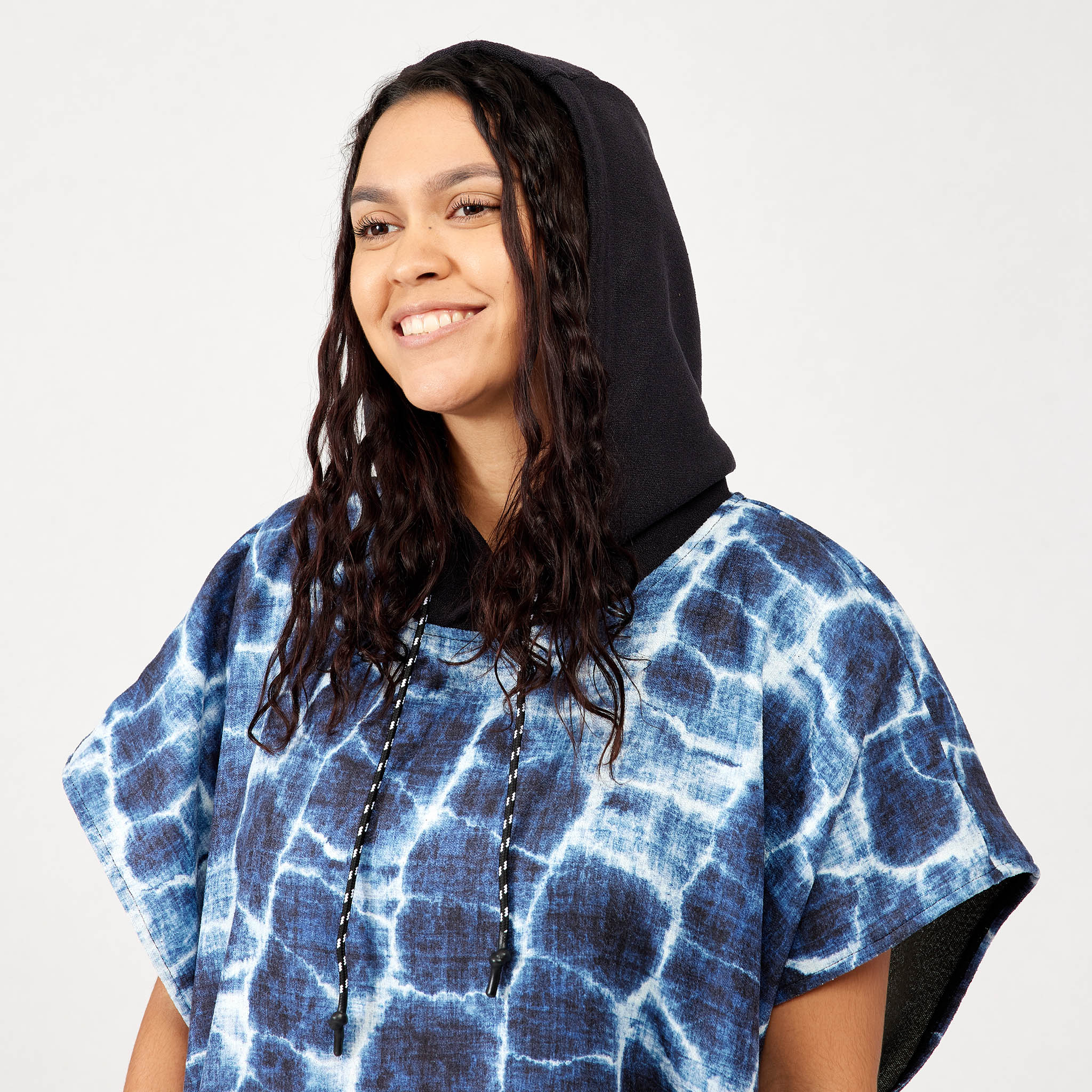 Changing Poncho: Agua Blue - Nomadix