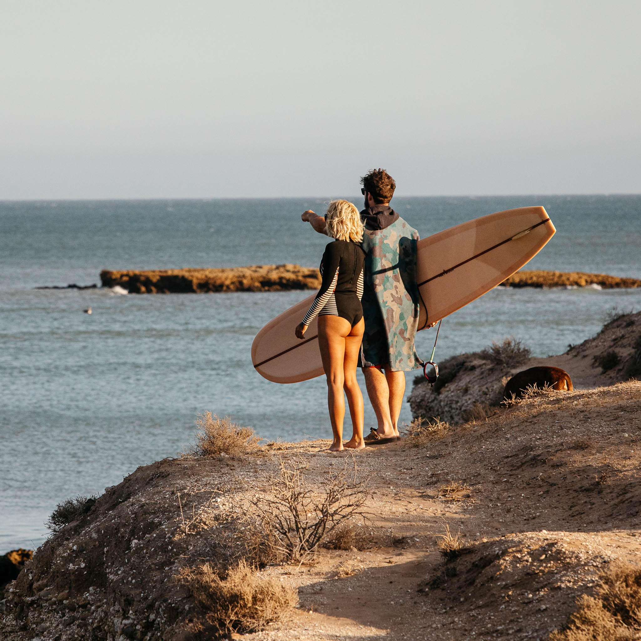 Changing Poncho: Camo Green - Nomadix