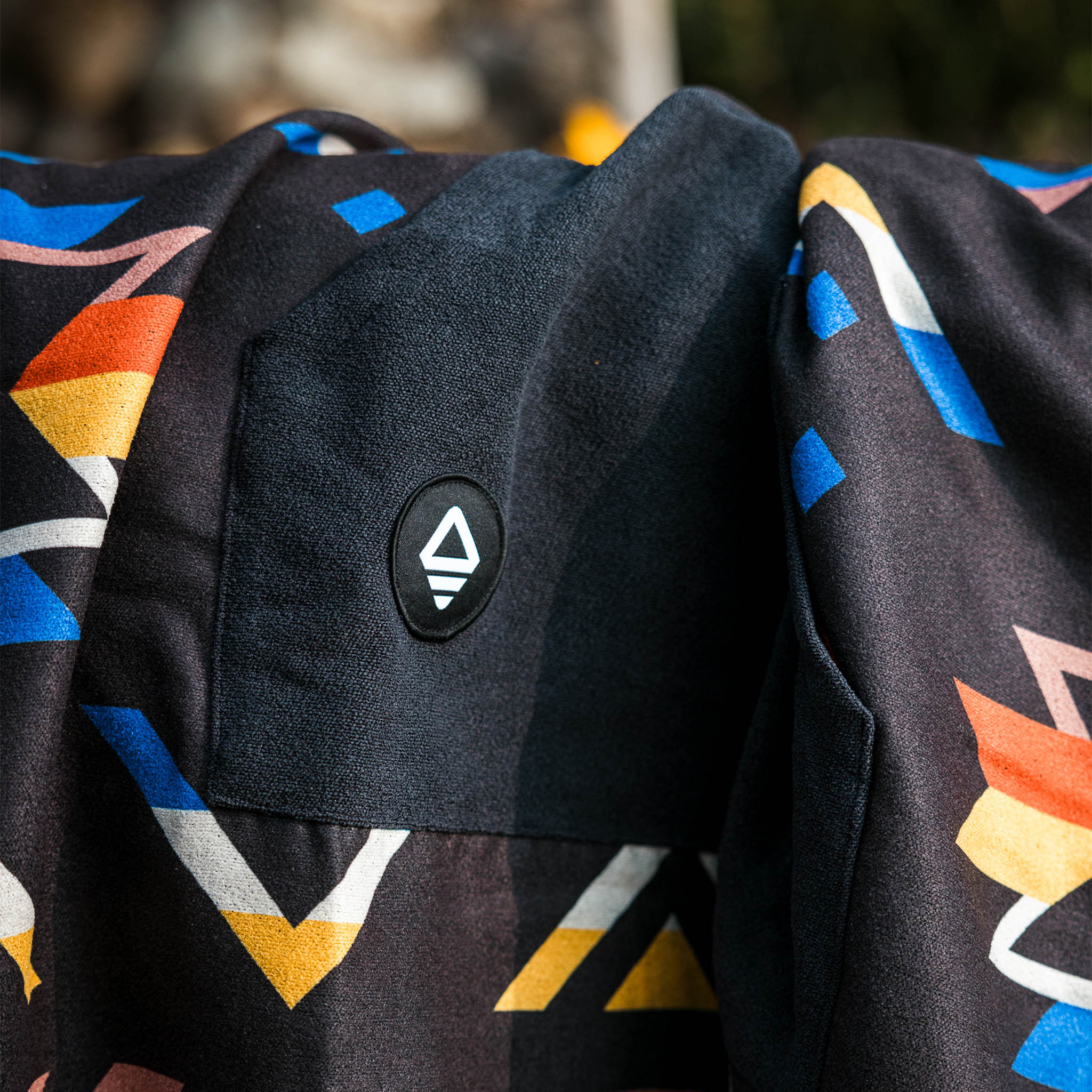 Changing Poncho: Cascades Multi - Nomadix