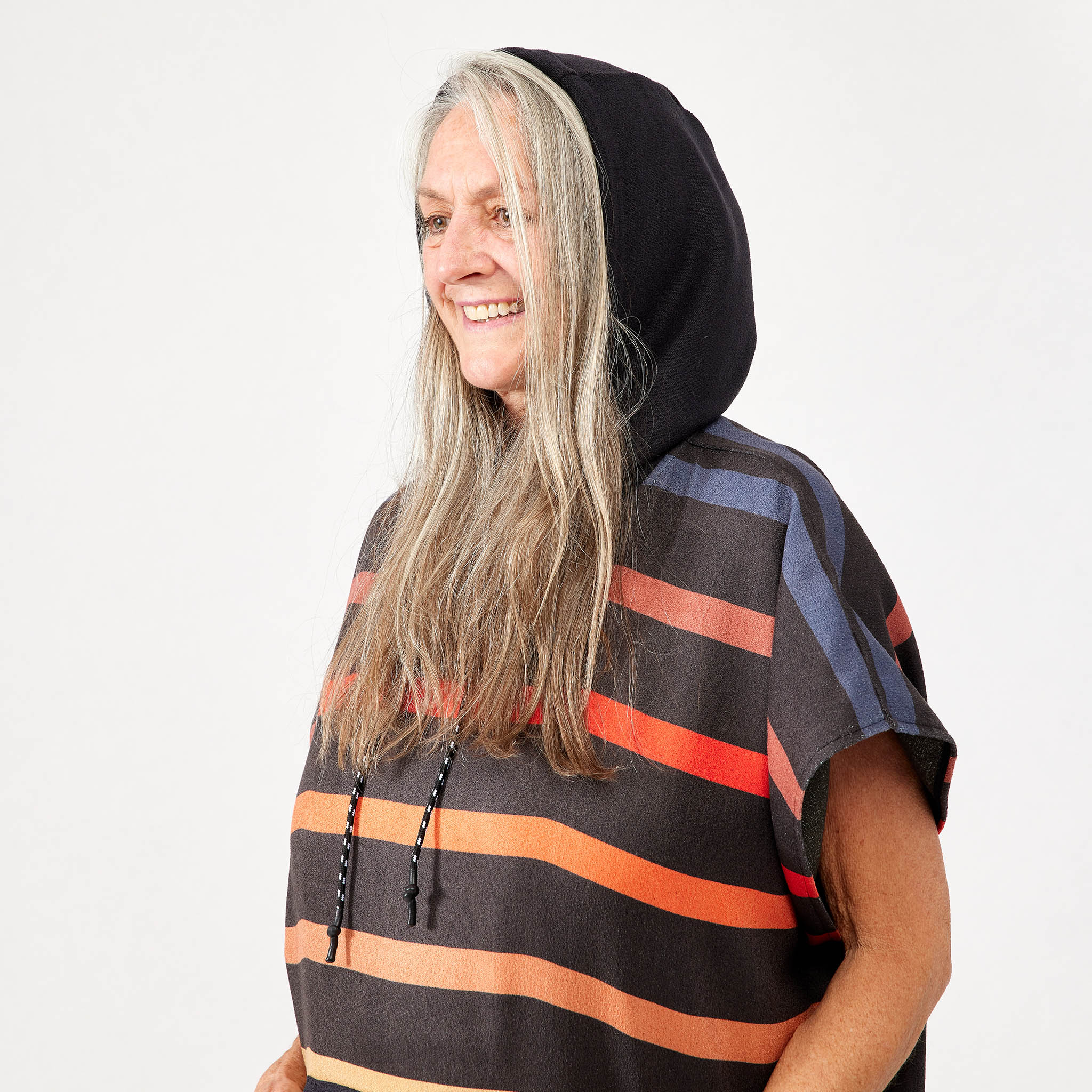 Changing Poncho: Pinstripes Multi - Nomadix