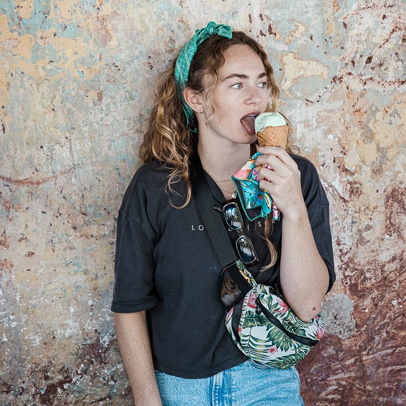 Fanny Pack: Palms Pink - Nomadix