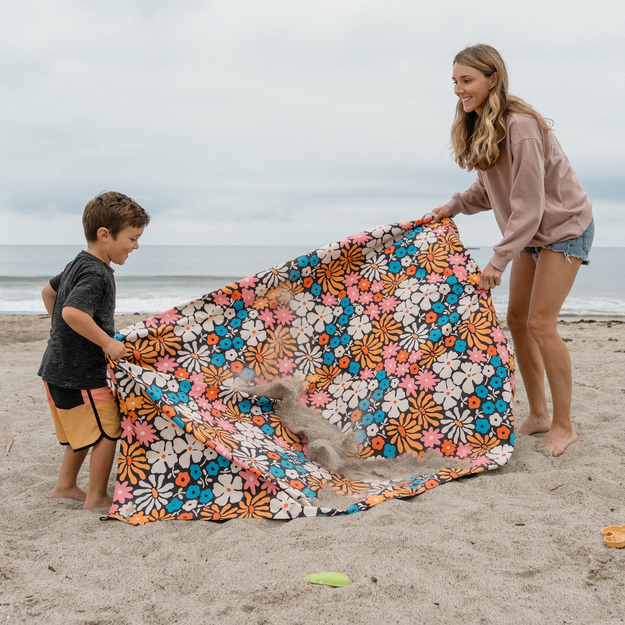 Festival Blanket: Hula Multi - Nomadix