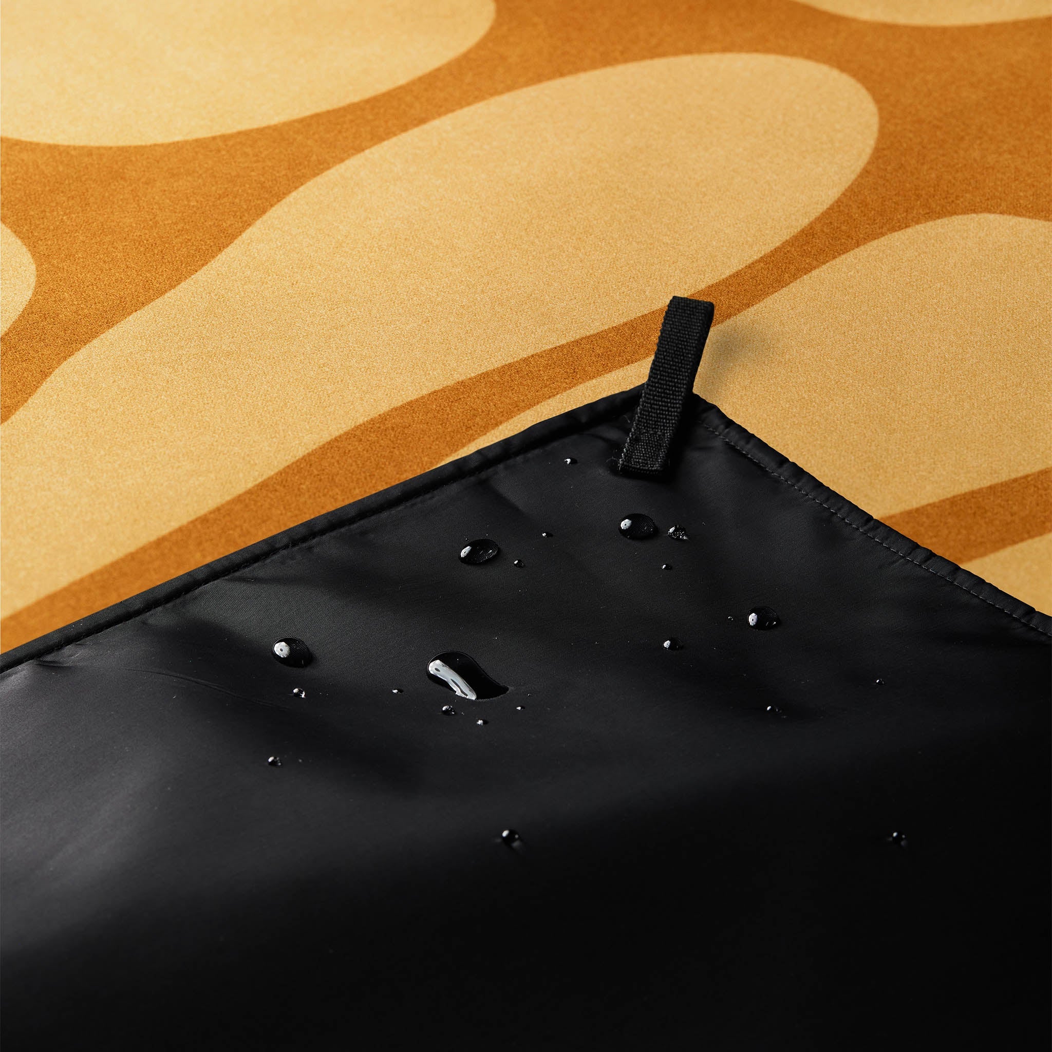 Festival Blanket: Lazy Daisy Gold - Nomadix