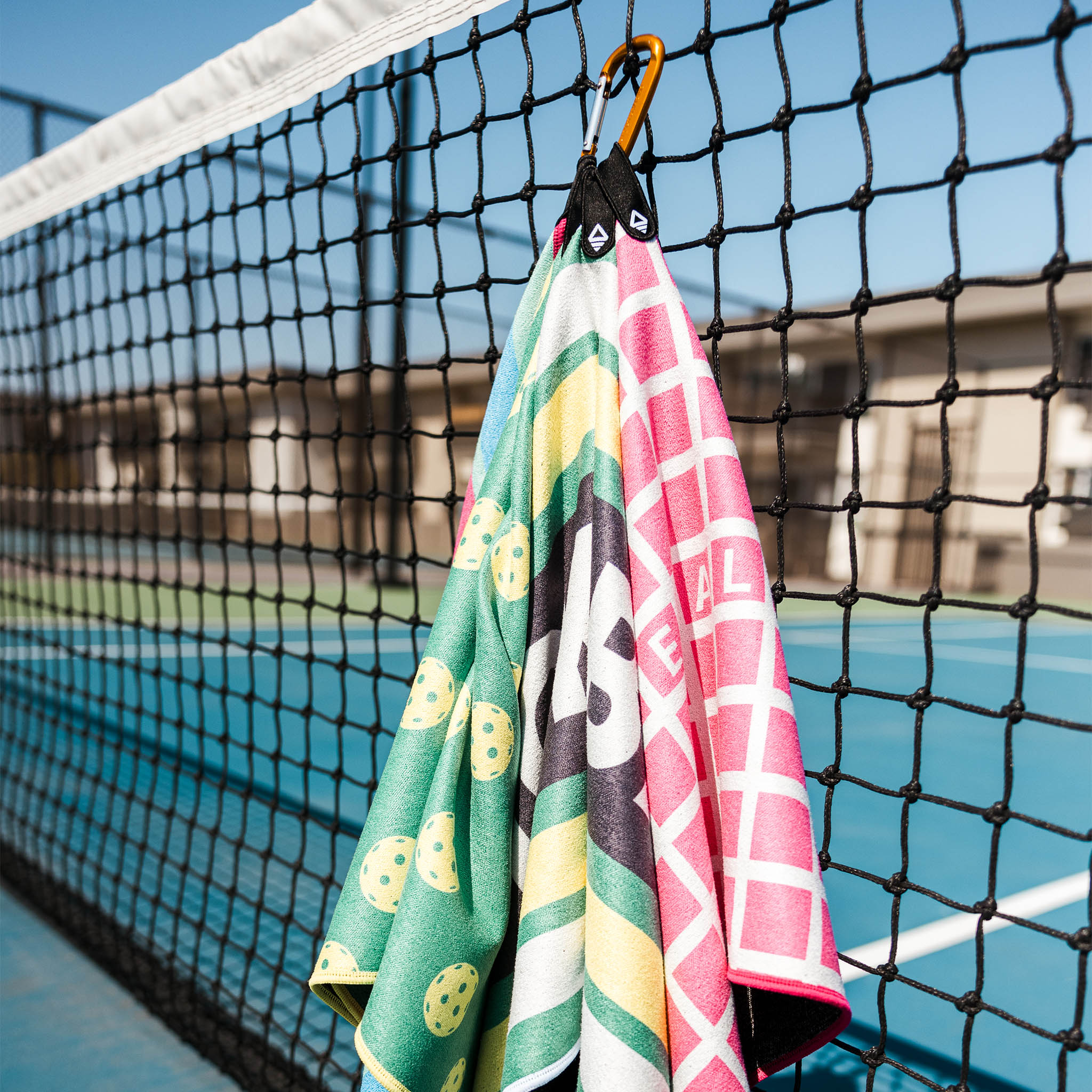 Fitness Towel: Tennis Net Pink Fade - Nomadix