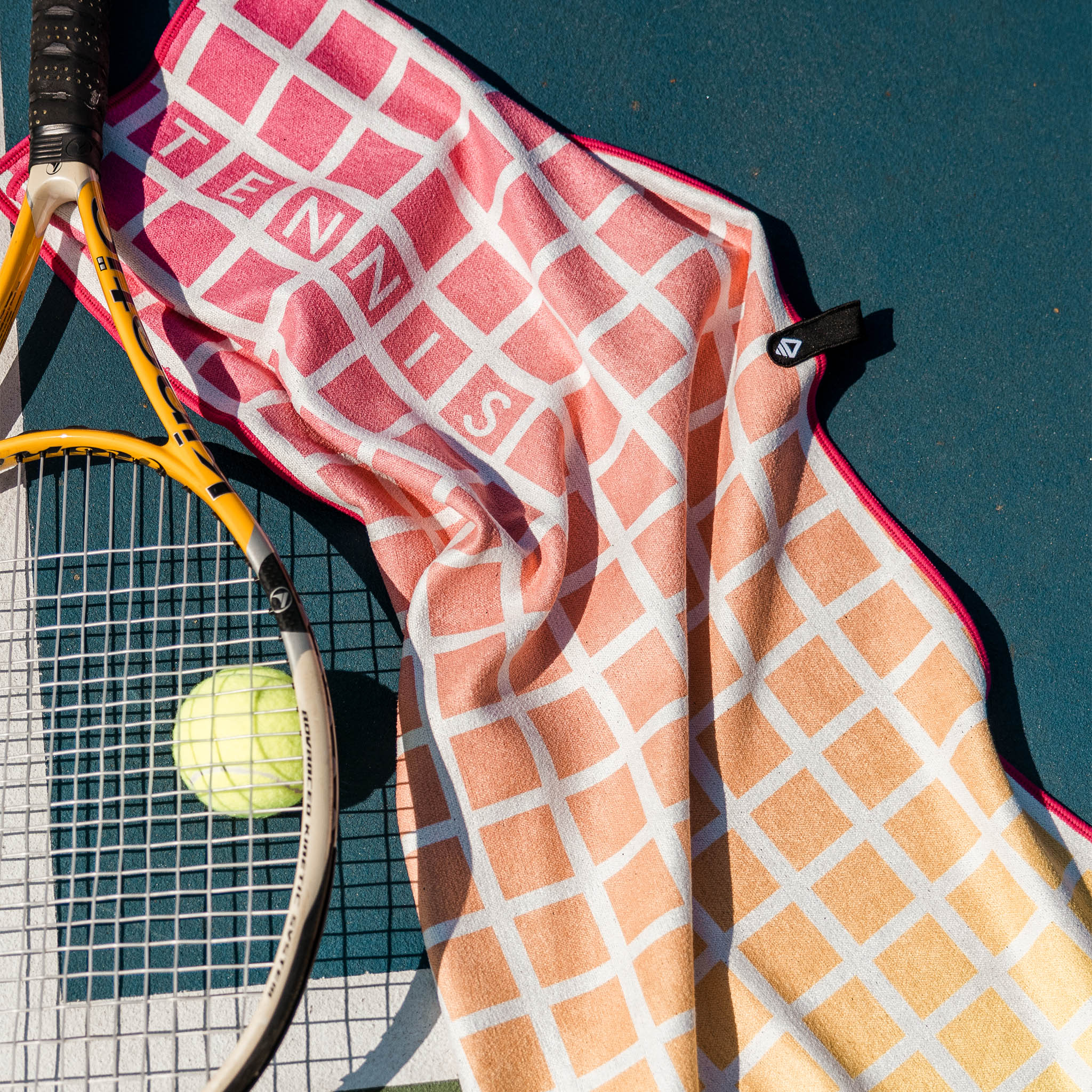 Fitness Towel: Tennis Net Pink Fade - Nomadix