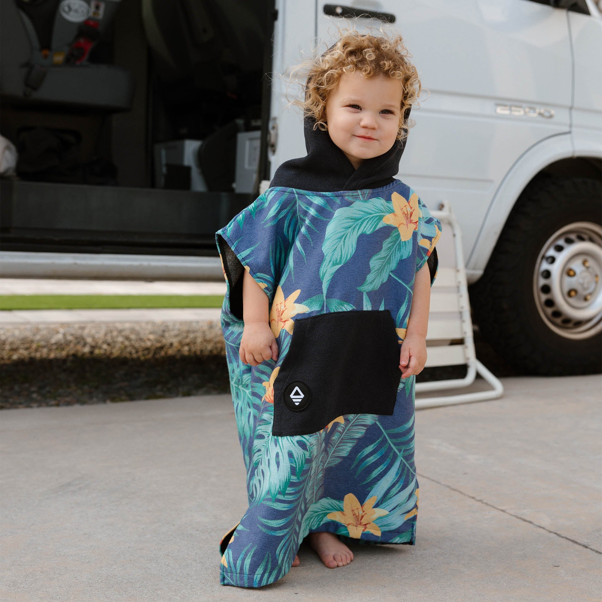 Kids Changing Poncho: Palms Dusk - Nomadix