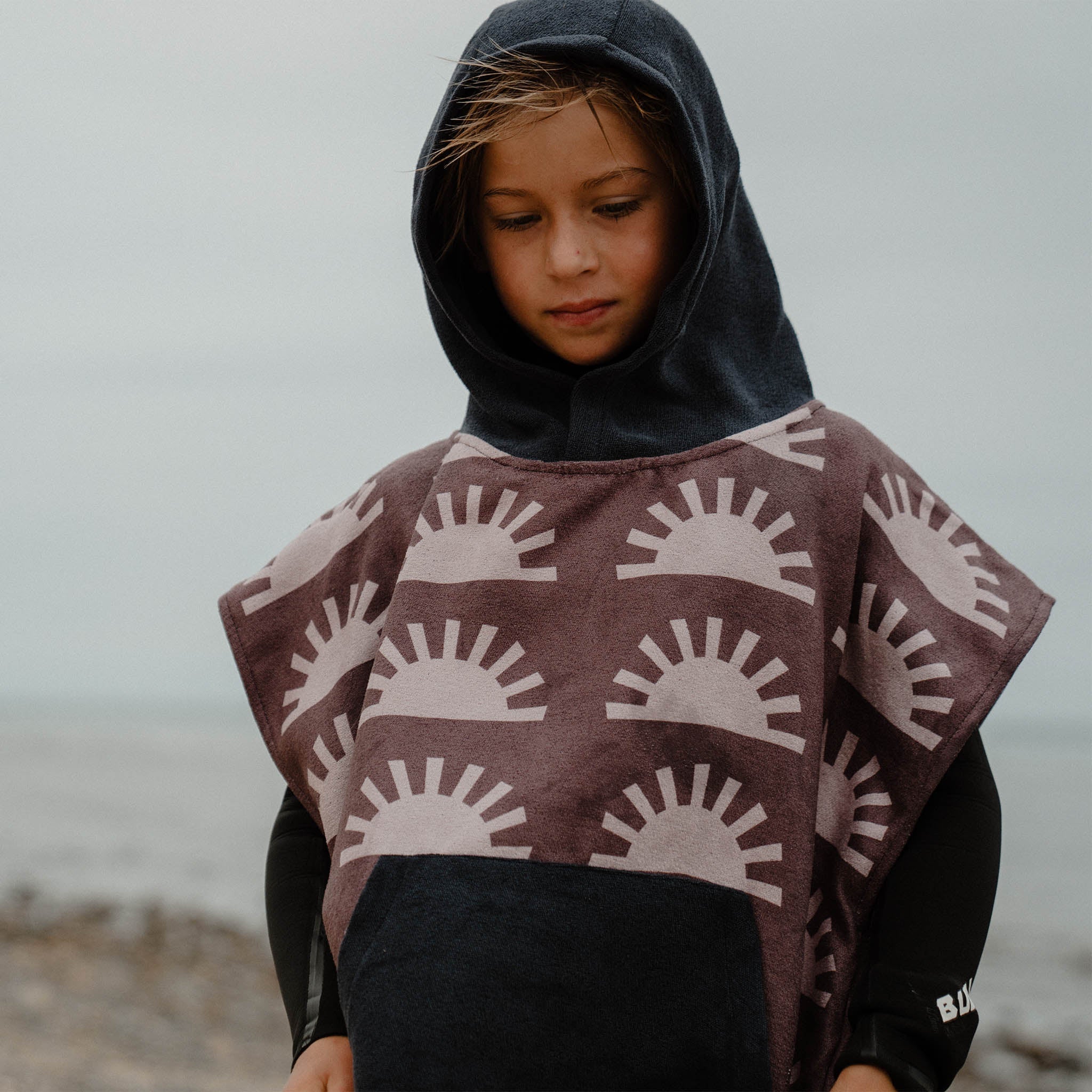 Kids Changing Poncho: Sunshine Burgundy - Nomadix