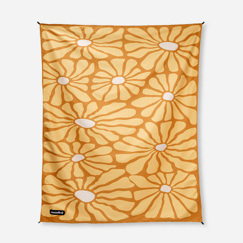 Festival Blanket: Lazy Daisy Gold