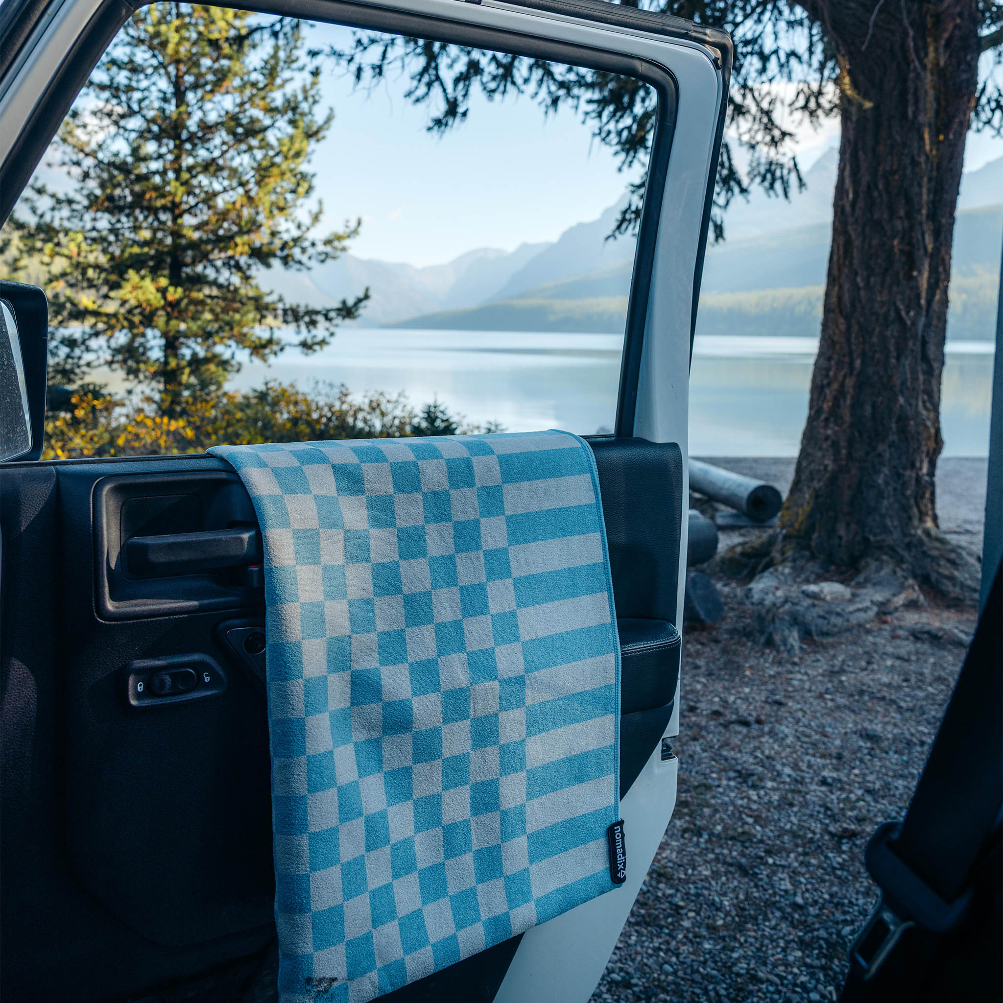 Original Towel: Checked Out Pale Blue Sky - Nomadix