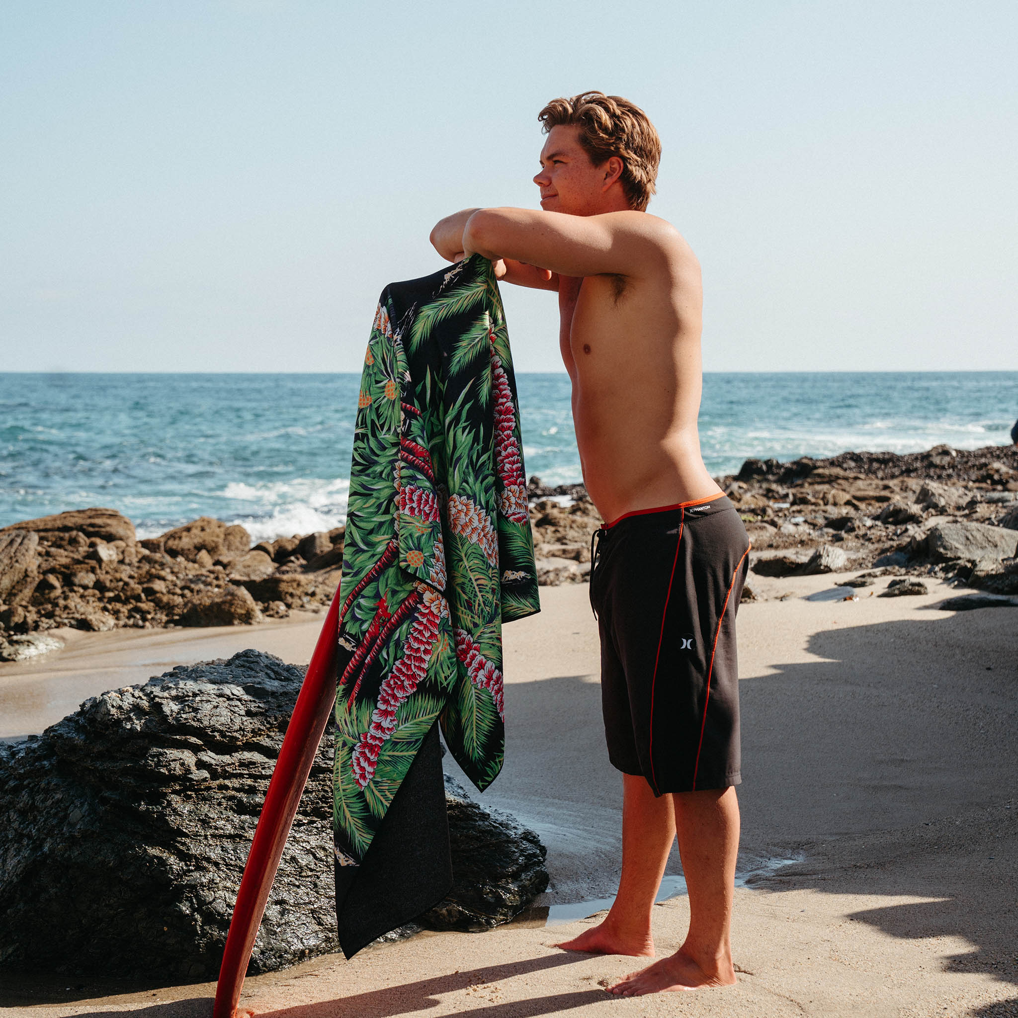 Original Towel: Hoffman Palm Black - Nomadix