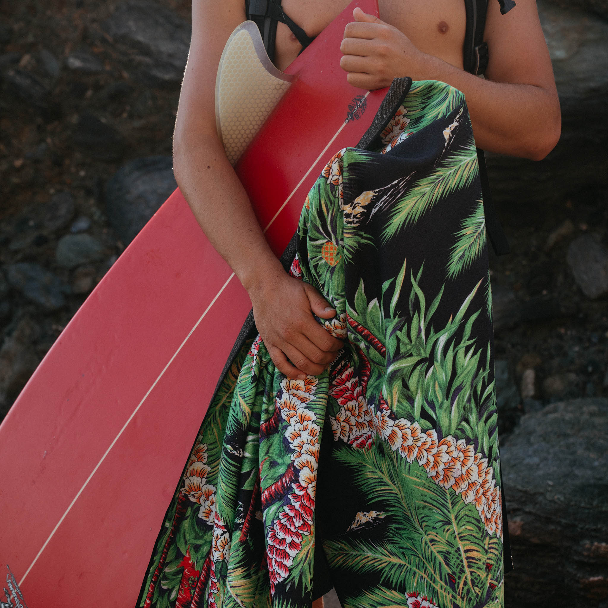 Original Towel: Hoffman Palm Black - Nomadix