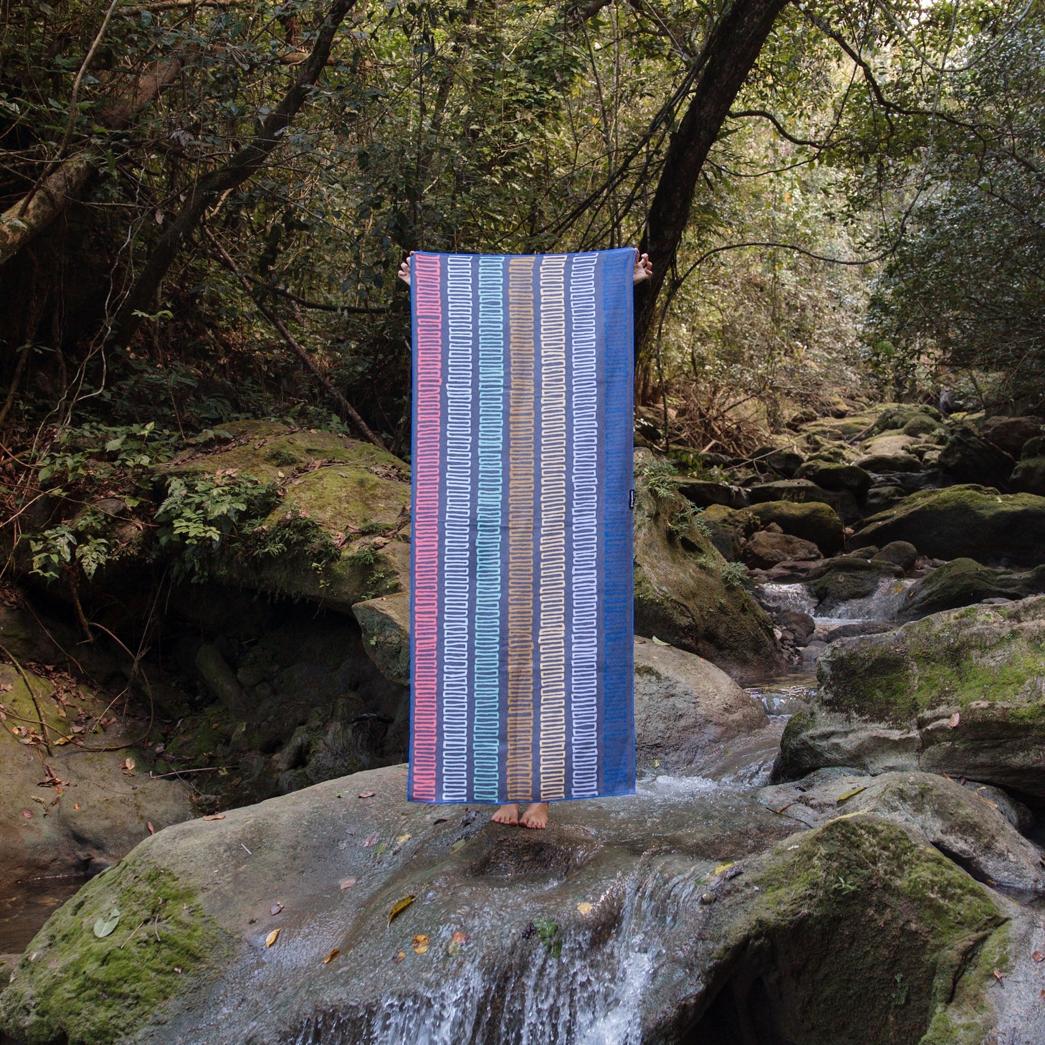nOmaDAC 2pin 銀線 美品 Original Towel: Switchback Multi - Nomadix