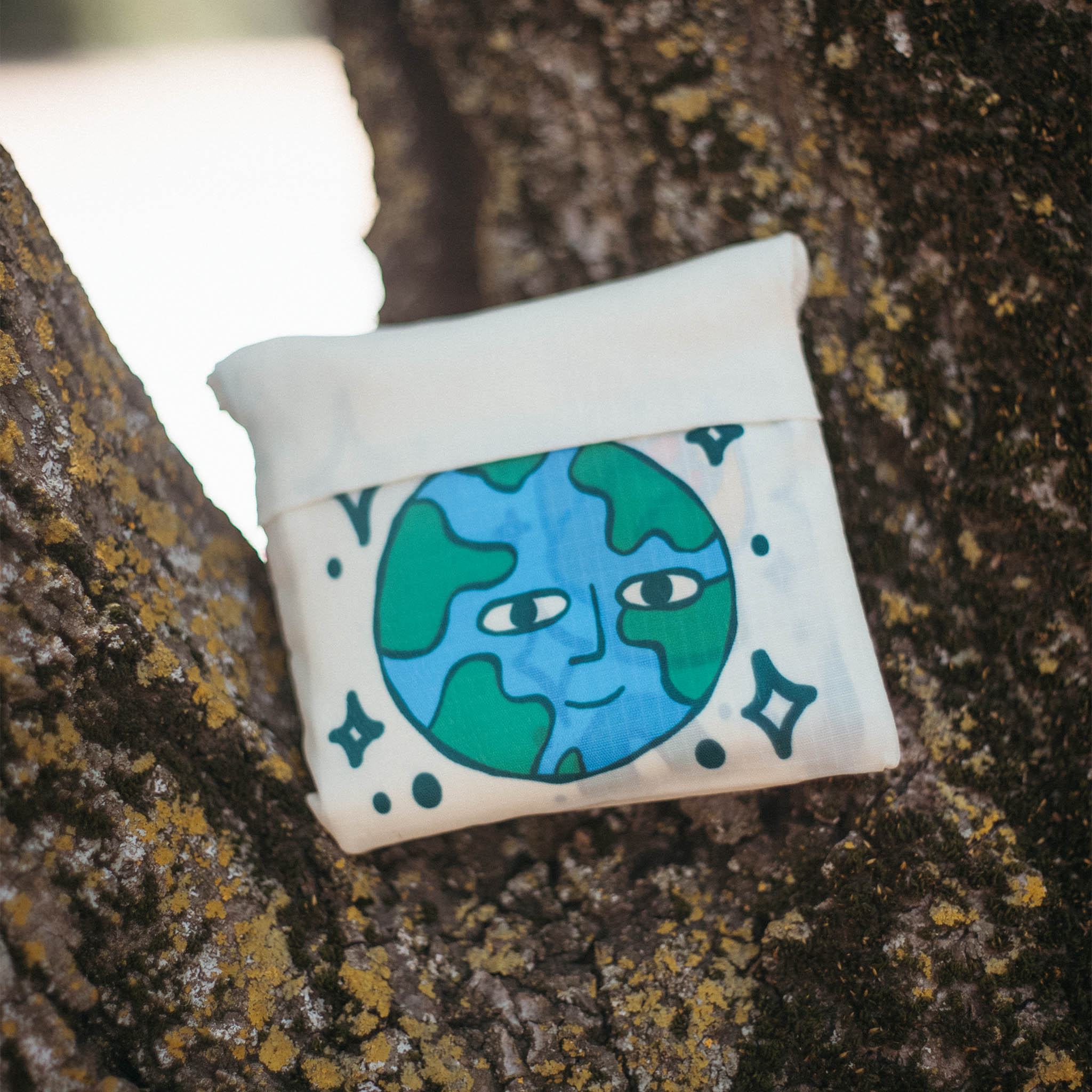 Pocket Tote: Respect Your Mother - Nomadix