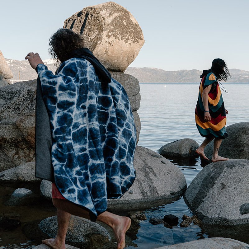 Poncho Towel: Agua Blue - Nomadix