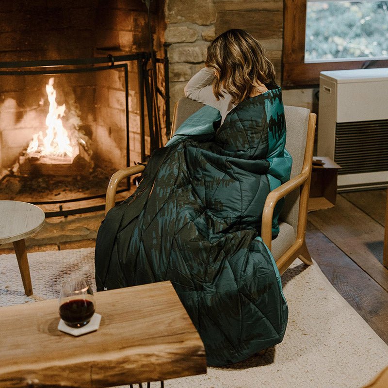 Puffer Blanket: Smoky Mountains National Park - Nomadix