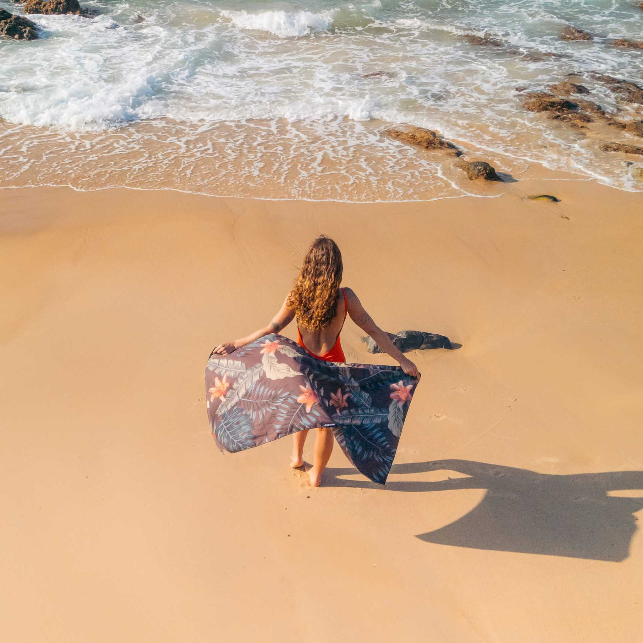 Palms Night Ultralight Towel | Lightweight Backpacking Towel – Nomadix